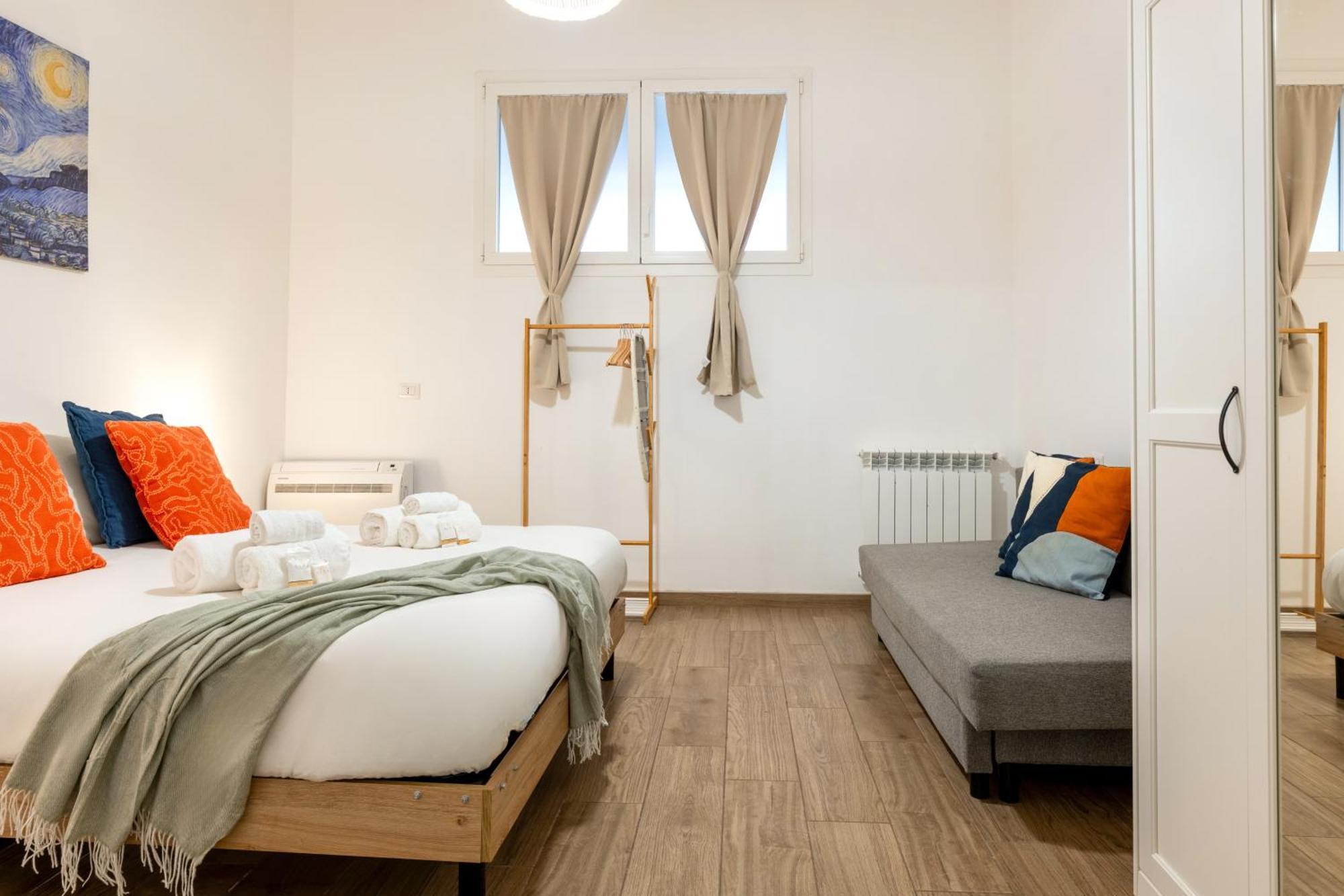 Modern Stone Apartment In The Heart Of Bari Ngoại thất bức ảnh