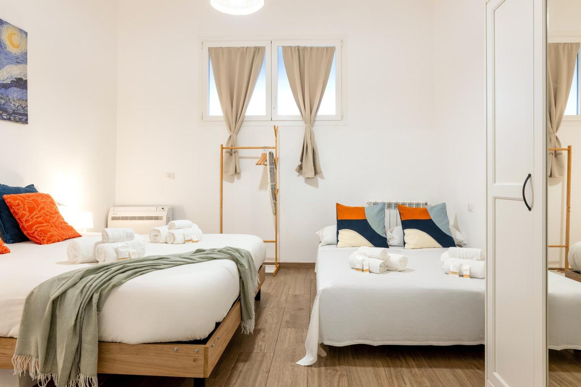 Modern Stone Apartment In The Heart Of Bari Ngoại thất bức ảnh
