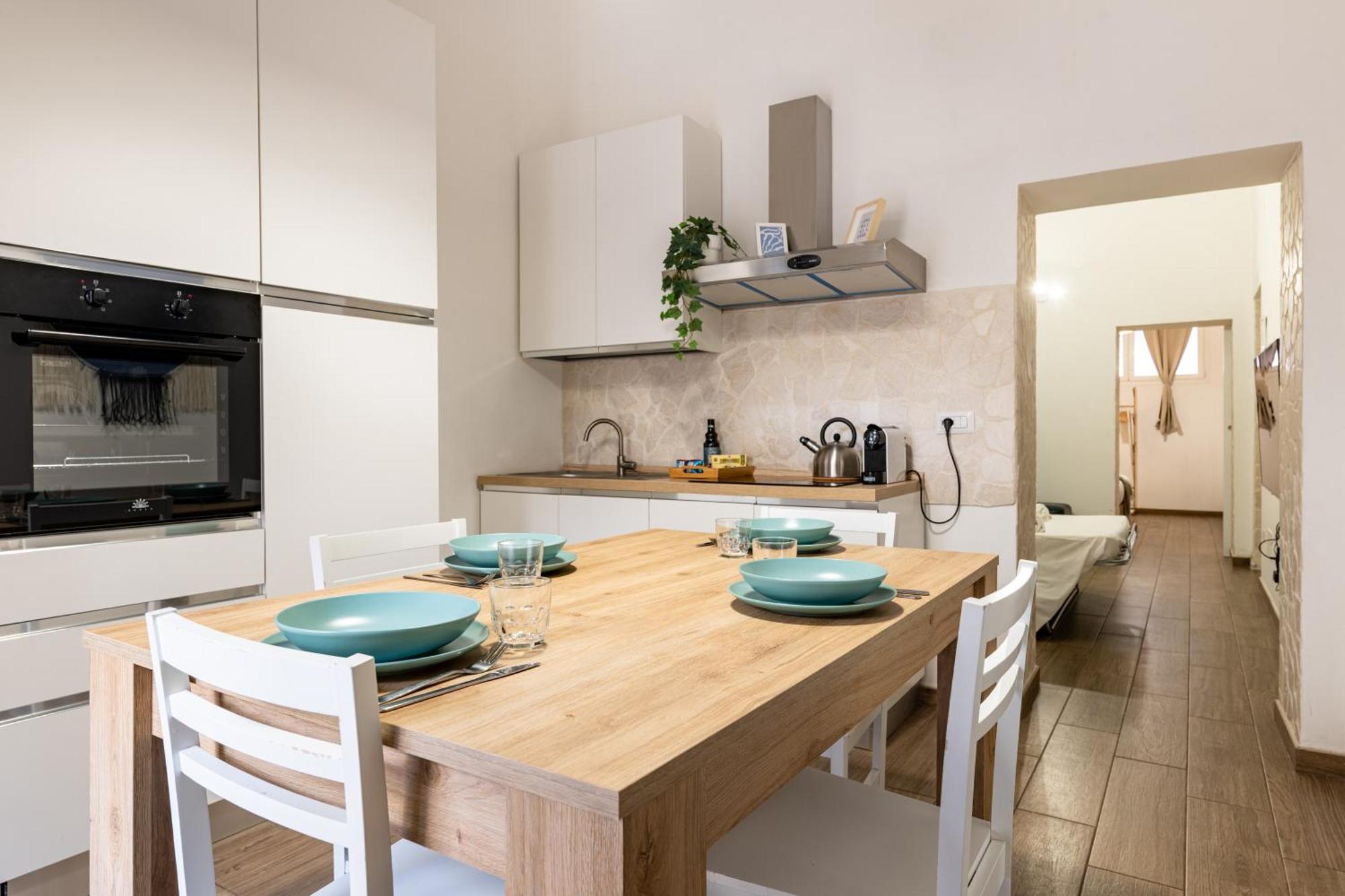 Modern Stone Apartment In The Heart Of Bari Ngoại thất bức ảnh
